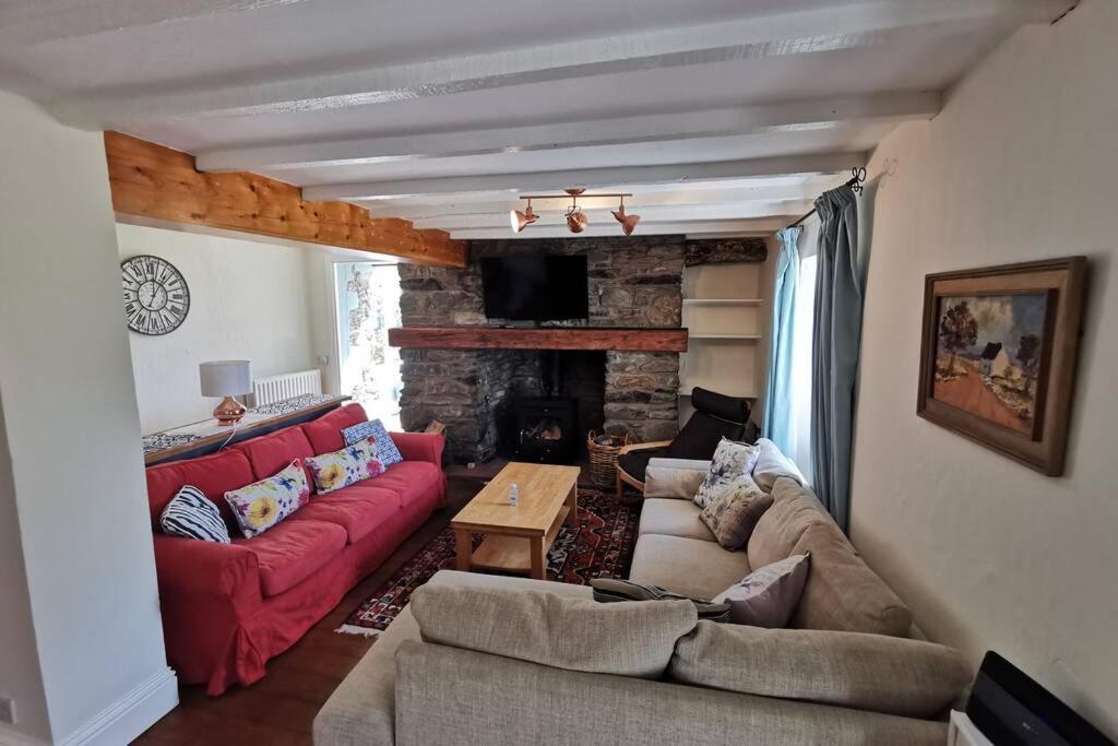فيلا Cosy, Coastal Retreat With A Large Garden Monreith المظهر الخارجي الصورة