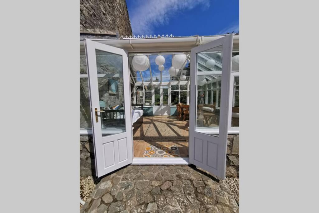 فيلا Cosy, Coastal Retreat With A Large Garden Monreith المظهر الخارجي الصورة